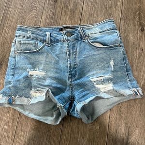 COPY - Distressed denim shorts